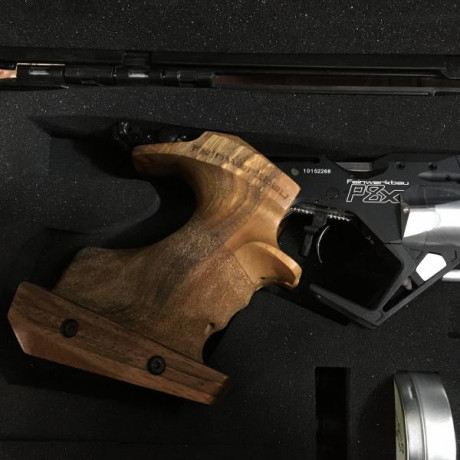 Buenas, por falta de uso vendo mi pistola Feinwerkbau P8X, modelo corto, de primeros de 2018, único dueño 01