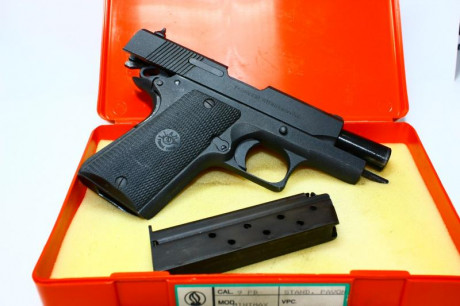 Vendo llama minimax 9mm, la compre por capricho y no la uso nada. Asi que prefiero venderla y que otro 01