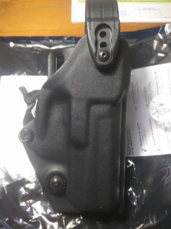 Pongo en venta funda táctica antihurto Vega Holster VKT8 en polímero termo moldeado para la pistola HK 02