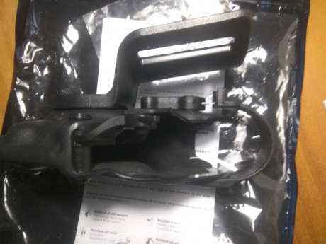 Pongo en venta funda táctica antihurto Vega Holster VKT8 en polímero termo moldeado para la pistola HK 11