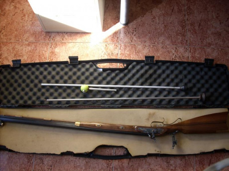 Hola vendo mi rifle Hawkens, de ardesa, calibre 45 de paso 1/32, esta en perfectaa condiciones de tiro 01
