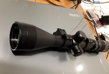 Visor Gamo 3-9x40 1/4 MOA con anillas para 11mm.

Lo puse en una carabina 22LR y no lo usó. Se lo quité. 00