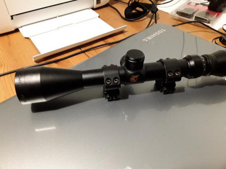 Visor Gamo 3-9x40 1/4 MOA con anillas para 11mm.

Lo puse en una carabina 22LR y no lo usó. Se lo quité. 10