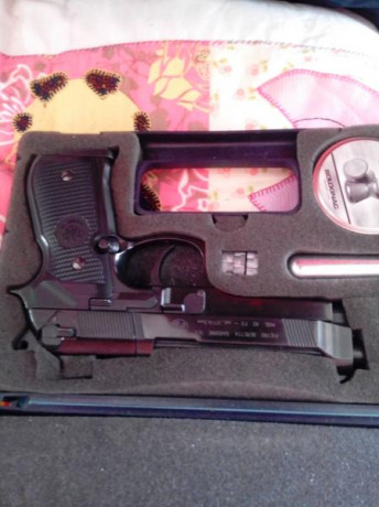 VENDO: Carabina Gamo MAXIMA EXPRESS 5,5 y pistola BERETTA 92 CAL.4,5 POR 350€.Gastos de envío a cuenta 02