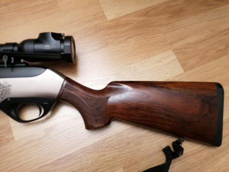 Hola.

Vendo un Merkel semiautomático, modelo de lujo JAGD ( costó casi 2.000 € ), en calibre 9,3x62. 01