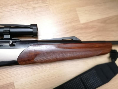 Hola.

Vendo un Merkel semiautomático, modelo de lujo JAGD ( costó casi 2.000 € ), en calibre 9,3x62. 22