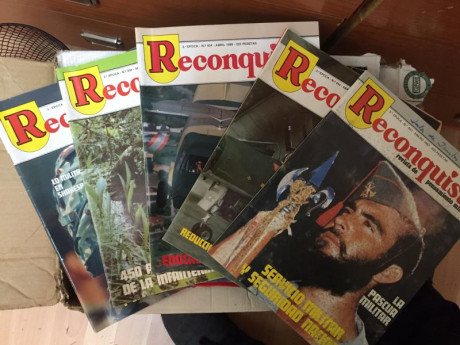 Revistas ejército años 90 y 80, 43 ejemplares 20 euros en lote 0,70 números sueltos, portes aparte están 01