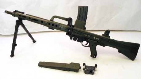 https://www.fnhusa.com/mil/products/firearms/model.asp?fid=FNF015&gid=FNG008&mid=FNM0139

un muestra 10