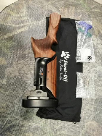 Compatible con todas las escopetas de plato de beretta. sin usar,no se ha llegado a montar nunca.es de 02