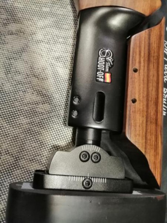 Compatible con todas las escopetas de plato de beretta. sin usar,no se ha llegado a montar nunca.es de 01