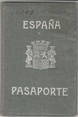 Entre otros Pasaportes y Documentos, destaco los siguientes.
 
Cuatro Diputados o Procuradores en Cortes.

Un 150