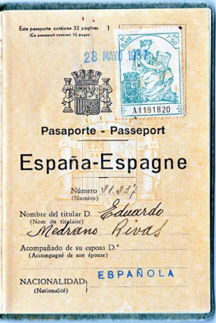  EN RECUERDO Y HOMENAJE A LOS QUE YA NO ESTÁN. 

Si pones en  GOOGLE   PASAPORTES EN LA MEMORIA  da igual 101