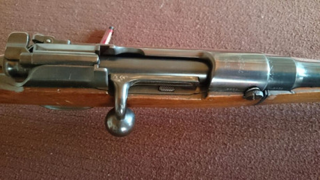  Vendo rifle ingles marca Jeffrey , calibre 6.5x54 
rifle desmontable en dos piezas totalmente original 00