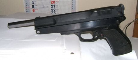 Hola muchachos,

Tengo una PR 15 del año de la polca que he sacado del fondo del armario donde dormia 30