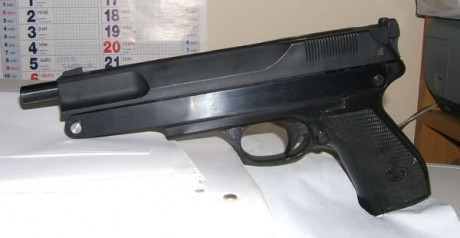 Hola muchachos,

Tengo una PR 15 del año de la polca que he sacado del fondo del armario donde dormia 62