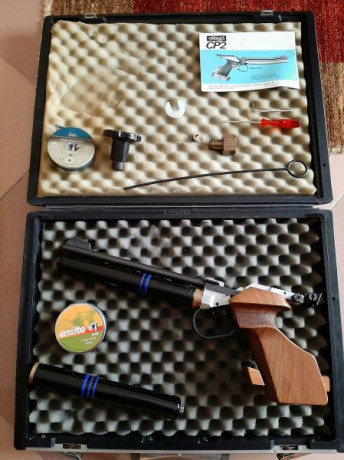 Vendo pistola de competición Walther Cp2 Match de CO2. La pistola tiene sus años pero por las fotos veréis 00