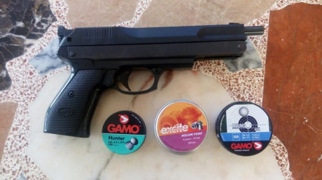 Hola muchachos,

Tengo una PR 15 del año de la polca que he sacado del fondo del armario donde dormia 102