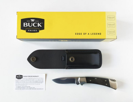   VENDIDA  

Vendo navaja Buck 112 con hoja drop point en acero 420HC.

Empuñadura de níquel con cachas 02