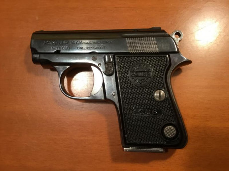 Hola, vendo pistola Astra modelo Cub del calibre 22 corto. 
El arma está en perfecto estado, únicamente 20