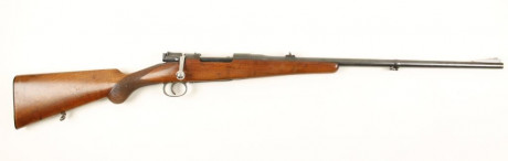 Hola
Alguien tiene o conoce la Husqvarna M96?
Es en calibre 6,5x55, con 60cm de cañon.
Que tal vá en calidad 70