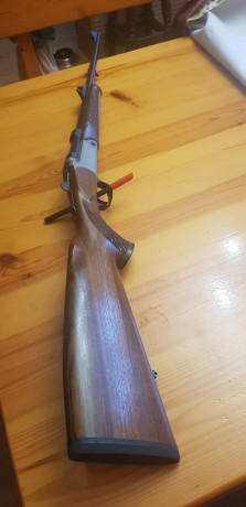 Hola a tod@s:
Un amigo me ha pedido que le anuncie los siguientes rifles de caza. Para contactar, hacedlo 01