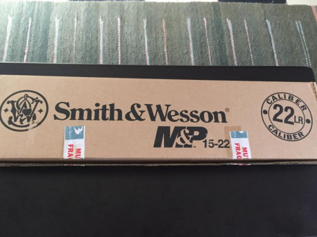 hola vendo carabina s&w mp15/22. en perfecto estado, usada un día, sobre trescientos disparos, regalo 01