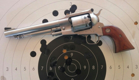 Buenas de nuevo,

He estado poniendo a Tiro un Ruger Old Army inox de 7,5" que compre hace tiempo, 00