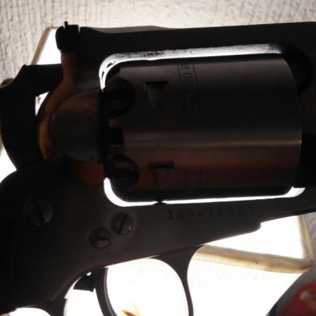 Buenas de nuevo,

He estado poniendo a Tiro un Ruger Old Army inox de 7,5" que compre hace tiempo, 30