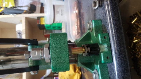Saludos me veo en el problema que dejè atràs ,tengo un oufitter 243 y un thompson center del mismo calibre,monotiro 51