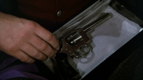 Compañeros,

En vista de las ganas de algunos (Elcafe, Wilcow, Vrakk, etc) por adivinar armas de películas 151
