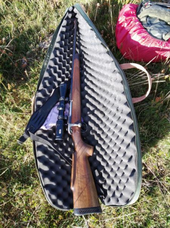 RIFLE VENDIDO SE PUEDE CERRAR Se vende rifle Bsa CF2 European calibre 7mm RM. Cerrojo a 90°. 
Con bases 02