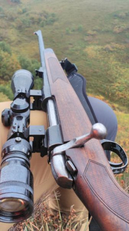 RIFLE VENDIDO SE PUEDE CERRAR Se vende rifle Bsa CF2 European calibre 7mm RM. Cerrojo a 90°. 
Con bases 10