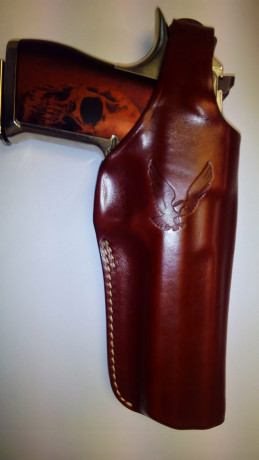 Vendo Desert Eagle 357 Magnum IMI, con dos cargadores, dos fundas de cuero (Cabrero y Magnum Research) 82