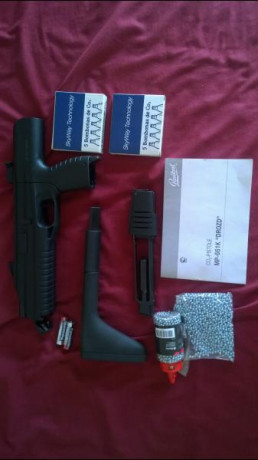 Pistola rusa semiautomática eléctrica de bolas de 4,5.

 -Regalo 2 cajas de bombonas de 12 gr. de CO2 00