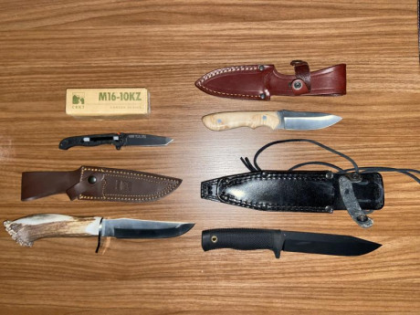 Vendo estos tres cuchillos de las imágenes y una navaja, todos a estrenar.

Cuchillo Joker de hasta de 01