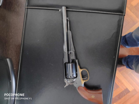Vendo revolver Remington Pietta
Buen estado, ha sido usado en tres ocasiones. Sólo tiene el punto de mira 01