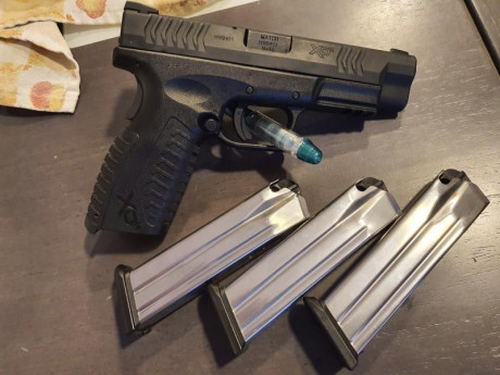 Buenas,

Pongo a la venta esta pistola HS (Springfield) XDM 4.5 apta para recorridos de tiro en producción, 02