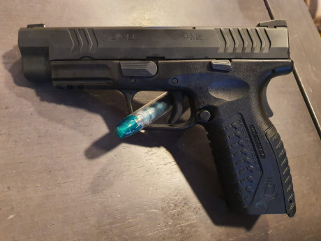 Buenas,

Pongo a la venta esta pistola HS (Springfield) XDM 4.5 apta para recorridos de tiro en producción, 00