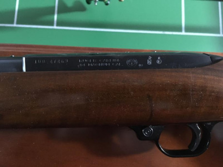 Buenas, vendo esta carabina semiautomática, cargador tubular, buen estado con un mínimo uso y buenas maderas. 12