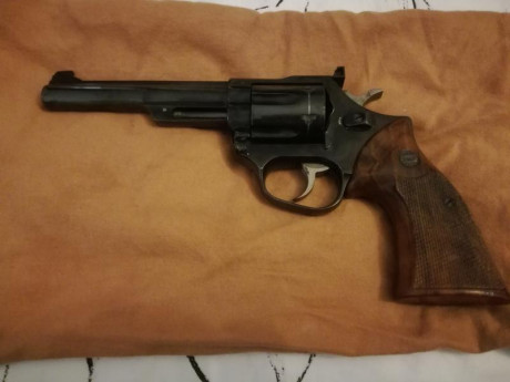 Revolver Astra Mach 38 5,5" pulgadas , en perfectísimo estado ,jamás disparado con metálica. 180 01