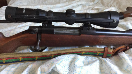 Vendo Rifle Sako 30.06 con Mira Tasco, de cerrojo, muy poco Uso no ha pegado ni 10 tiros sólo tenéis que 02