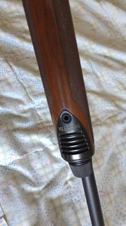 Vendo escopeta repetidora Beretta 390 Urika sporting. Poquísimo uso, puesto que tiro con Paralela. Choques 00