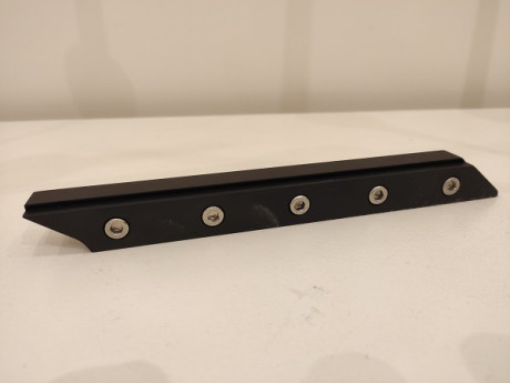 Vendo sobrecarril AJP (11mm/11mm) de 20mm. de altura que recibí la semana pasada desde Inglaterra y que 00
