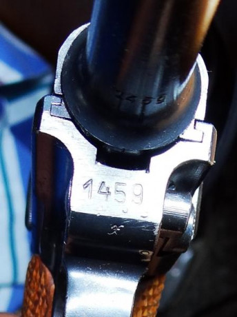 Más fotos y mis sincero agradecimiento. La pistola funciona perfectamente y agrupa de maravilla, el cañón 00