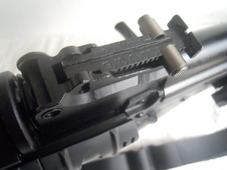 Vendo Kalashnikov AK 103 Yunker 3 CO2 cal. 4,5 BB´s.
Arma de fuego real, semiautomática, completamente 22
