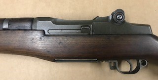 Hola, vendo el mítico rifle americano M1 Garand cal.30-06.
En muy buen estado de conservación y con cuatro 02