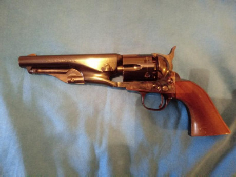 Buenas a todos.
Vendo revolver Pietta Colt Navy 1861 cal. 36 en buen estado.
200 euros
Un saludo. 00