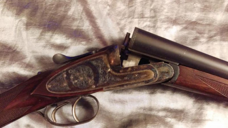Un amigo deja la caza y vende esta arma.

Escopeta Paralela AYA,  modelo: 116, calibre 12 pletinas largas, 00
