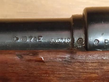 Buenas! Vendo un preduzece 44 modelo 98.
Tiene 3 pequeñas aguilas en el cañon y en el cerrojo, por lo 10