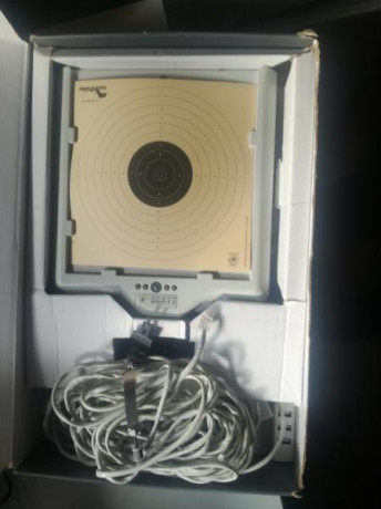 Hola vendo por no usar scatt USB para tenerlo en un cajón prefiero que alguien le de uso
El scatt está 01